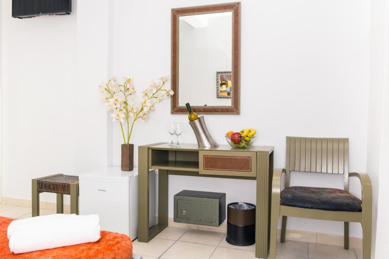 Hotel Litus Oliva Pefkochori Esterno foto