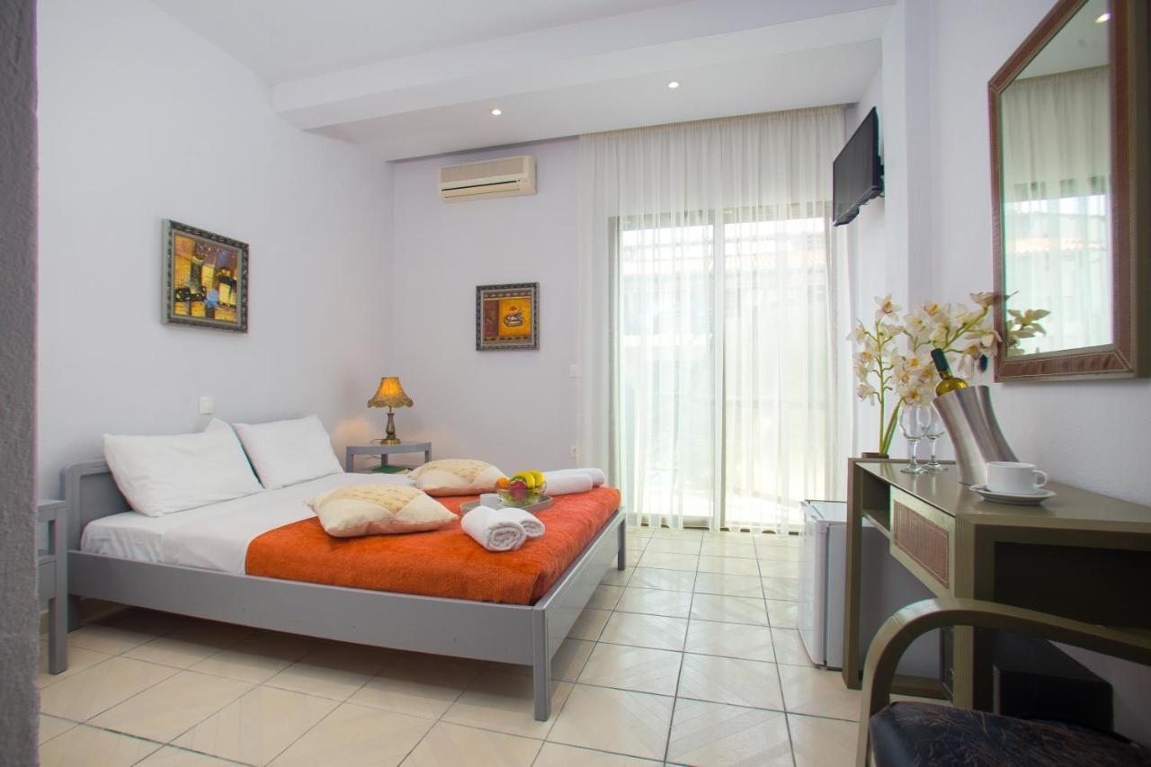 Hotel Litus Oliva Pefkochori Esterno foto