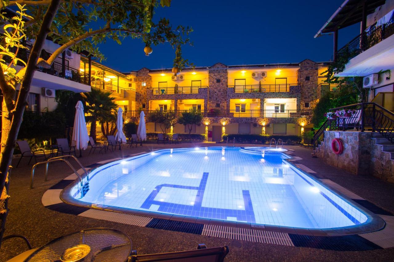 Hotel Litus Oliva Pefkochori Esterno foto