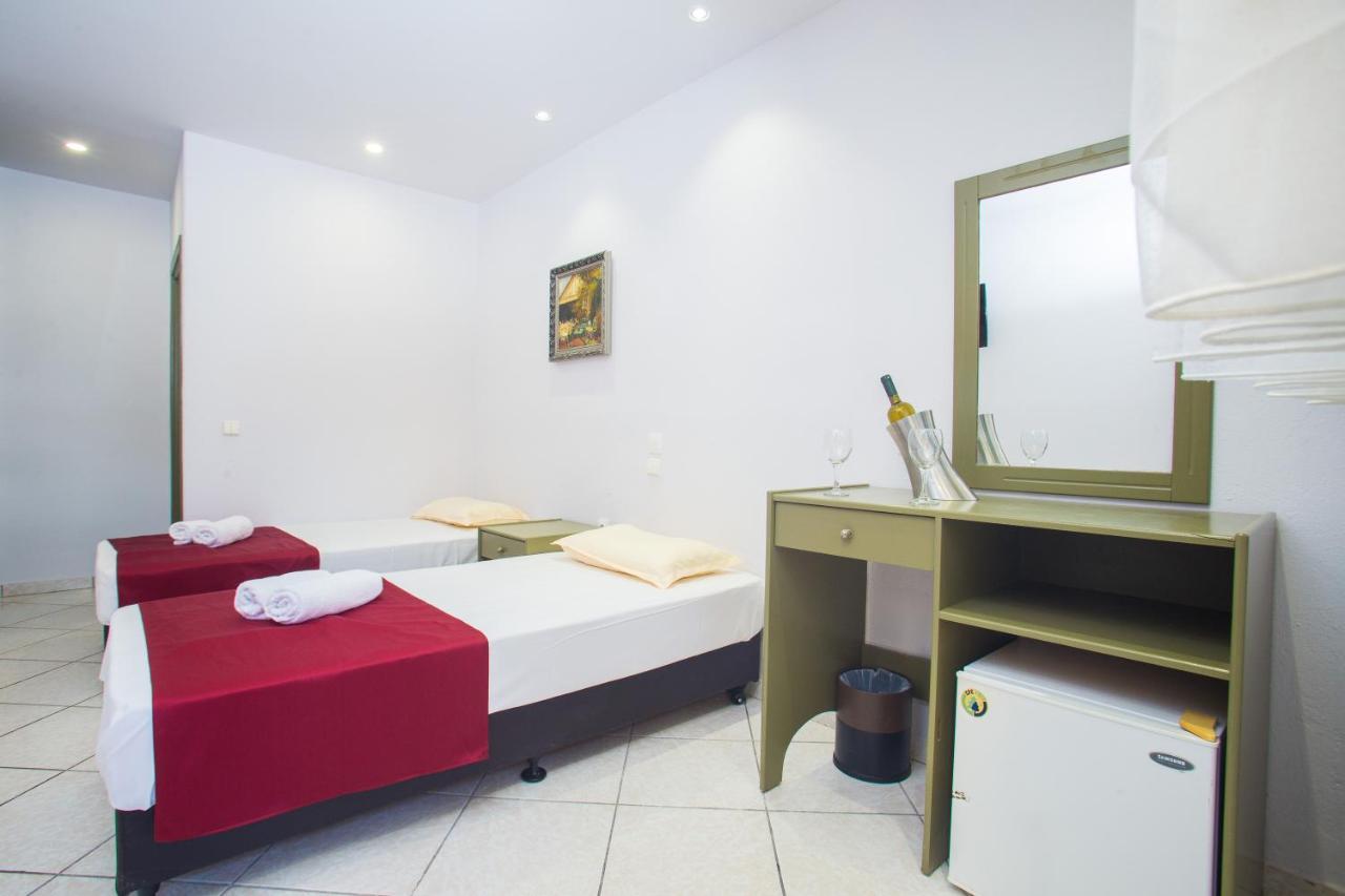 Hotel Litus Oliva Pefkochori Esterno foto